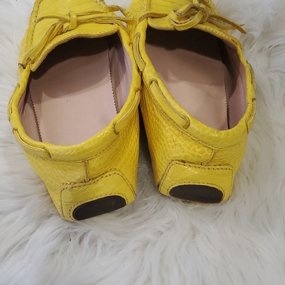 J. Crew Vibrant Yellow Croc-Embossed Moccasins Slipon Sz 8 - Picture 12 of 16